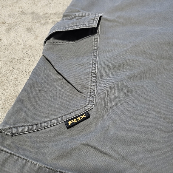 Vintage Y2k Fox Racing Cargo Shorts - Picture 4 of 8